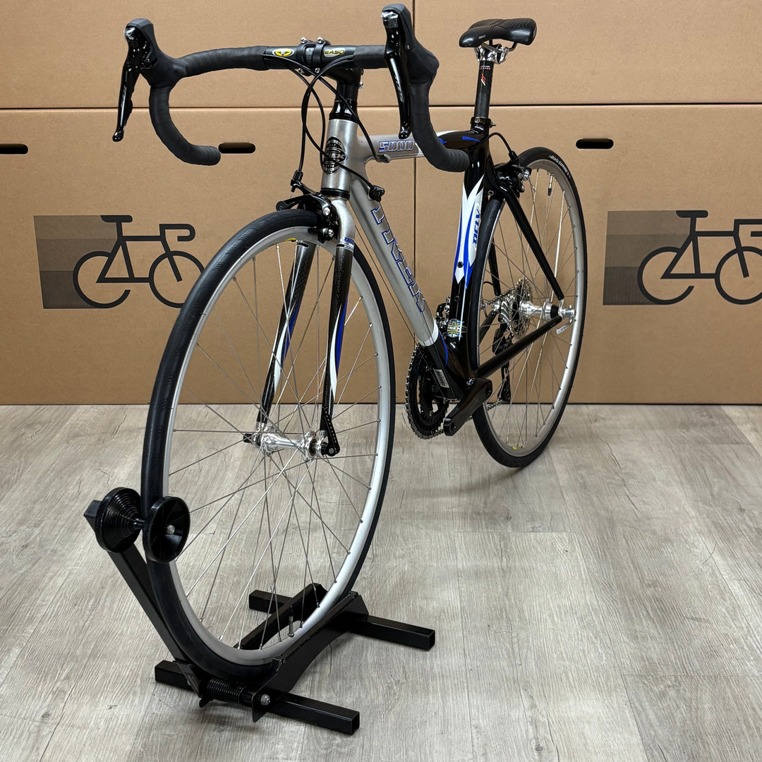 Used Trek 5000, OCLV Carbon Fiber Road Bike, Shimano 105 11-Speed, 52cm