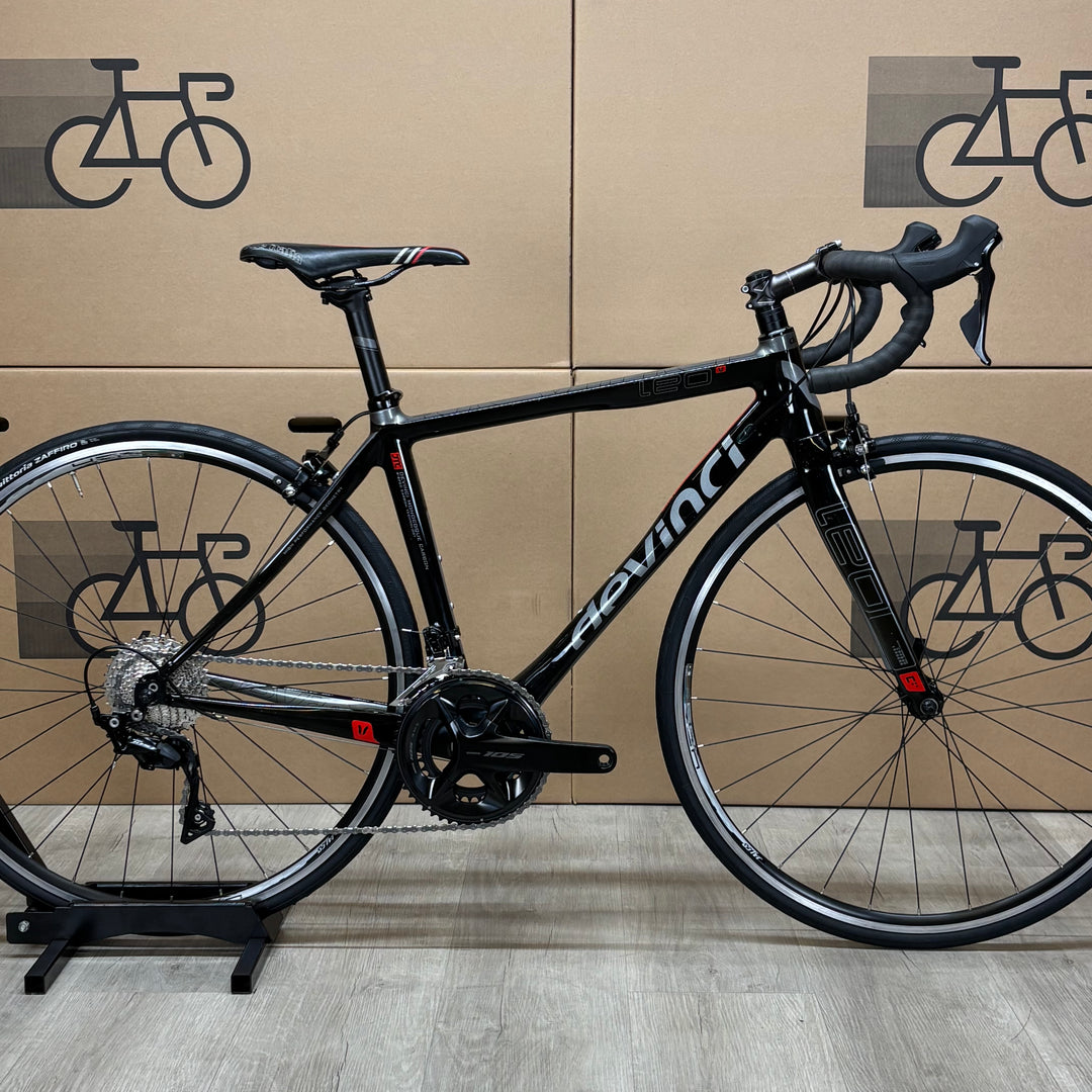 Used Devinci Leo, Carbon Fiber Road Bike Shimano 105 11-Speed, 52cm