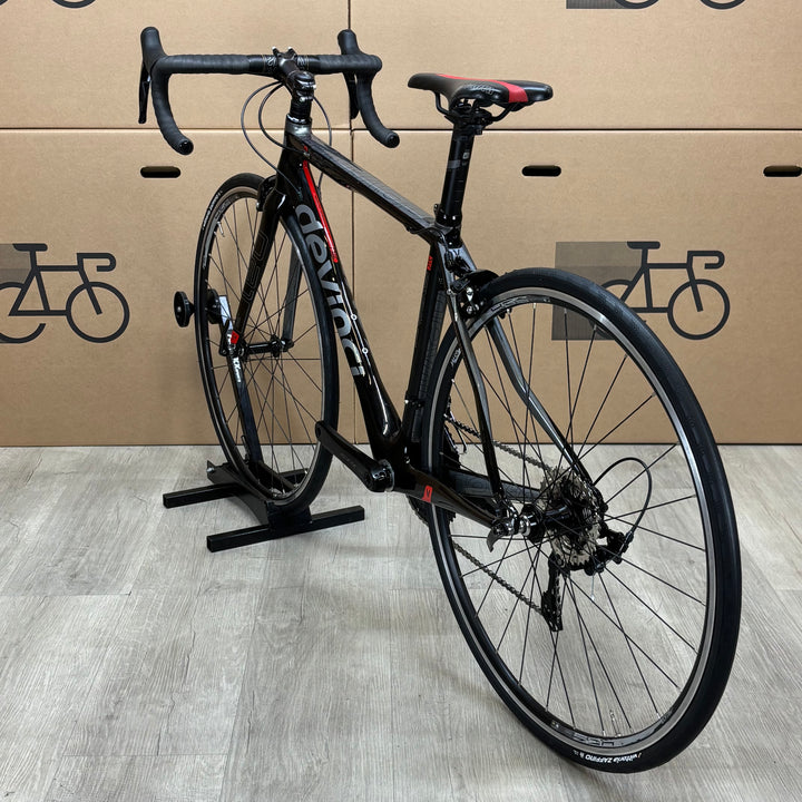 Used Devinci Leo, Carbon Fiber Road Bike Shimano 105 11-Speed, 52cm