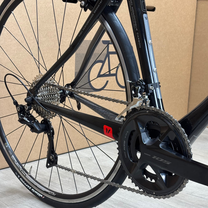 Used Devinci Leo, Carbon Fiber Road Bike Shimano 105 11-Speed, 52cm