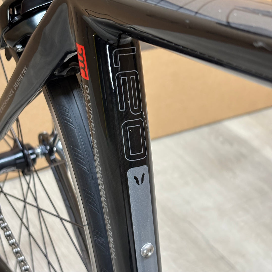 Used Devinci Leo, Carbon Fiber Road Bike Shimano 105 11-Speed, 52cm