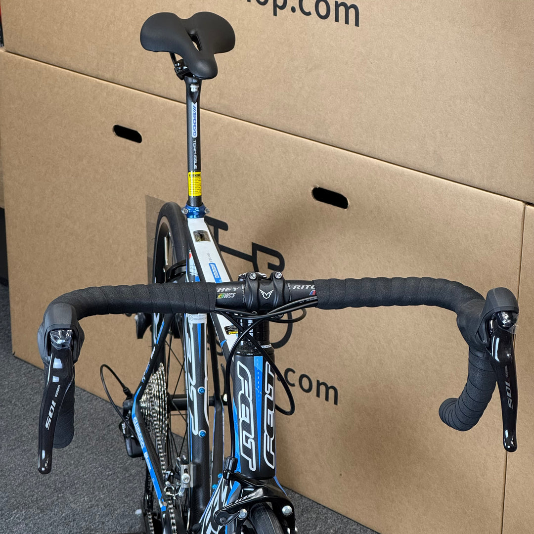 Used Felt AR1 Team Issue, 11-speed Shimano 105, Carbon Road Bike-2010, 54cm
