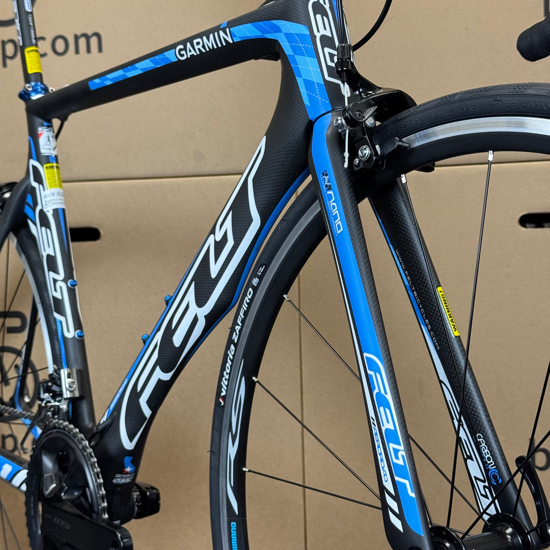 Used Felt AR1 Team Issue, 11-speed Shimano 105, Carbon Road Bike-2010, 54cm