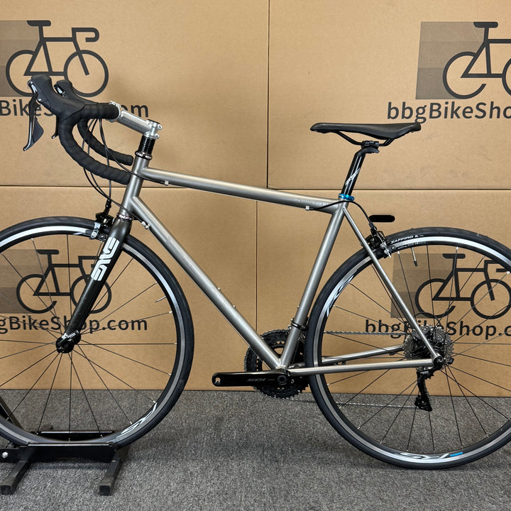 Used Dean El Diente Superlite Ti, Titanium Road Bike, 11-speed Shimano 105, 56cm