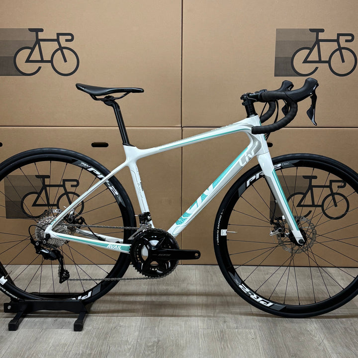 Used Liv Avail Advanced 1 Women's Disc Carbon Road Bike, Shimano 105 11-Speed, Small 52cm