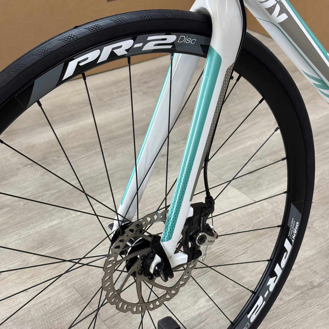 Used Liv Avail Advanced 1 Women's Disc Carbon Road Bike, Shimano 105 11-Speed, Small 52cm