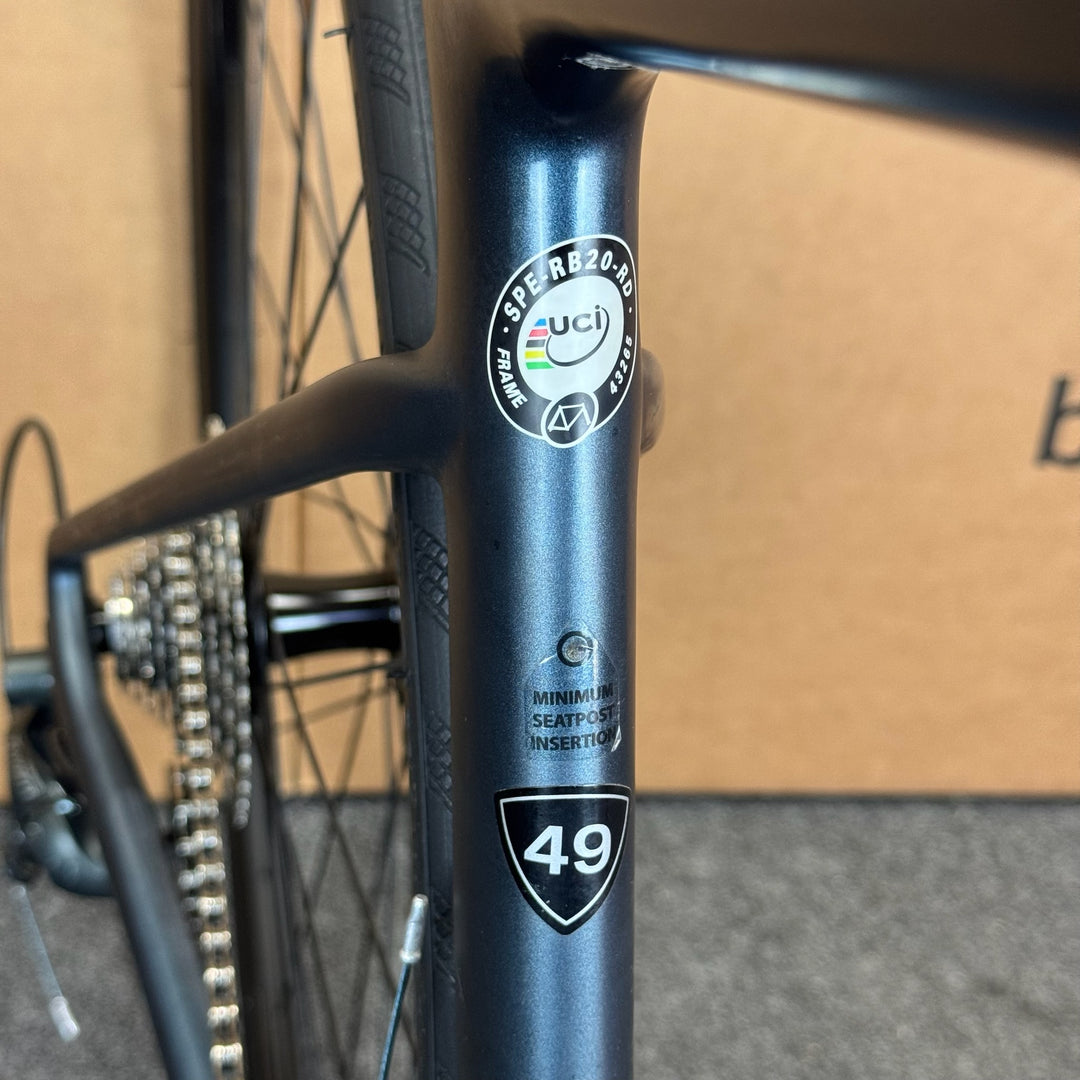 Used Specialized Roubaix, Disc Carbon Fiber Road Bike-2020, 49cm