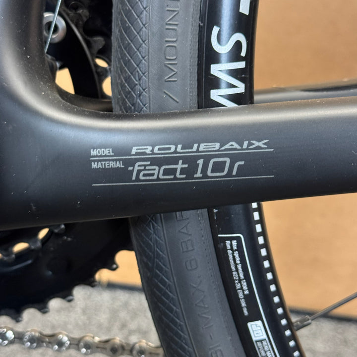 Used Specialized Roubaix, Disc Carbon Fiber Road Bike-2018, 54cm