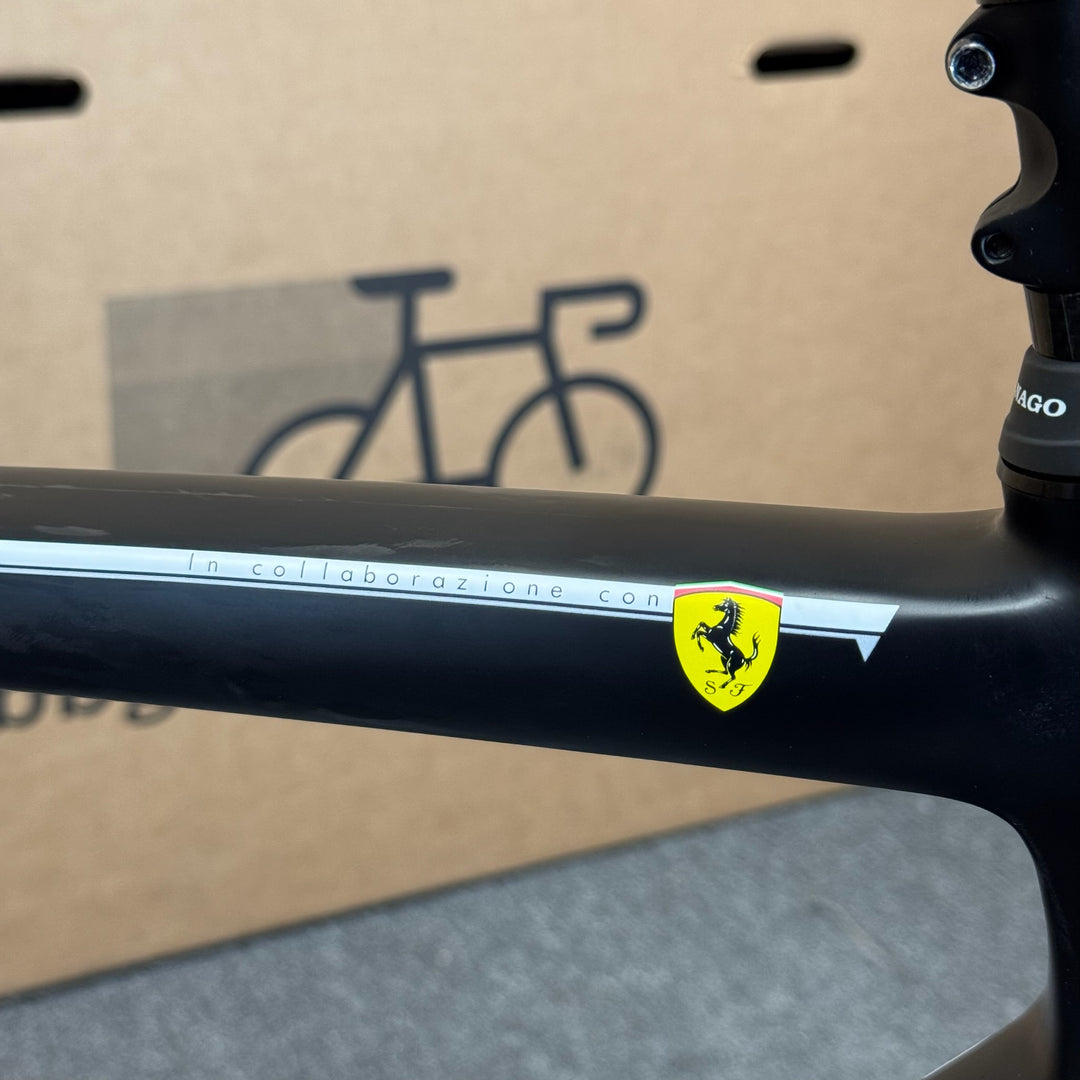 Used Colnago V1-R Ferrari Edition, Dura-Ace, Carbon Road Bike-2015, 52s (56cm)