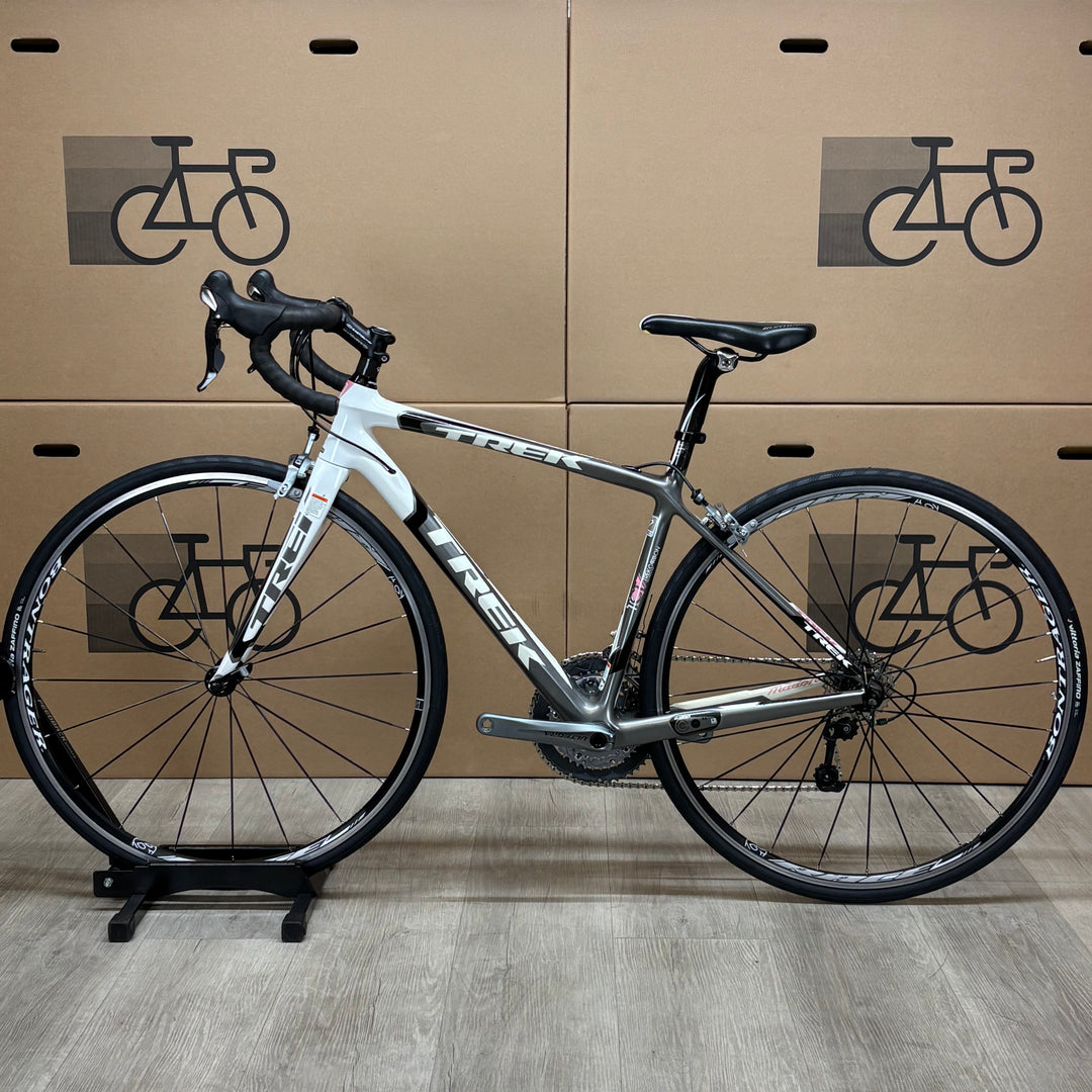 Used Trek Madone 5.2 WSD, Carbon Fiber Road Bike, Shimano Ultegra, 47cm