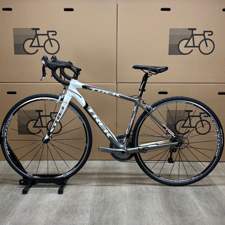 Used Trek Madone 5.2 WSD, Carbon Fiber Road Bike, Shimano Ultegra, 47cm
