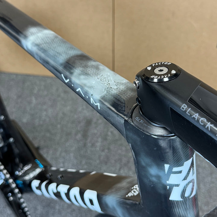"Demo" Factor O2 VAM, Best Climbing Road Bike, Shimano Dura-Ace Di2, 56cm