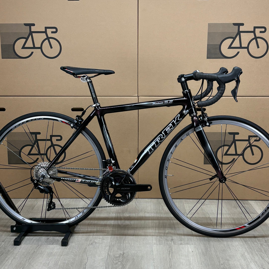 Trek Madone 5.2, Women's Carbon Road Bike, Shimano 105 11-Speed, 50cm