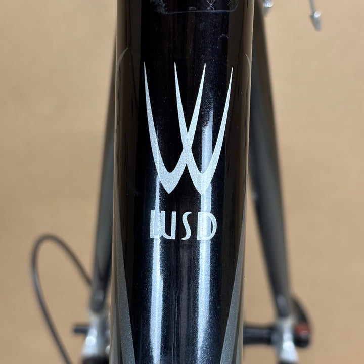 Trek Madone 5.2, Women's Carbon Road Bike, Shimano 105 11-Speed, 50cm