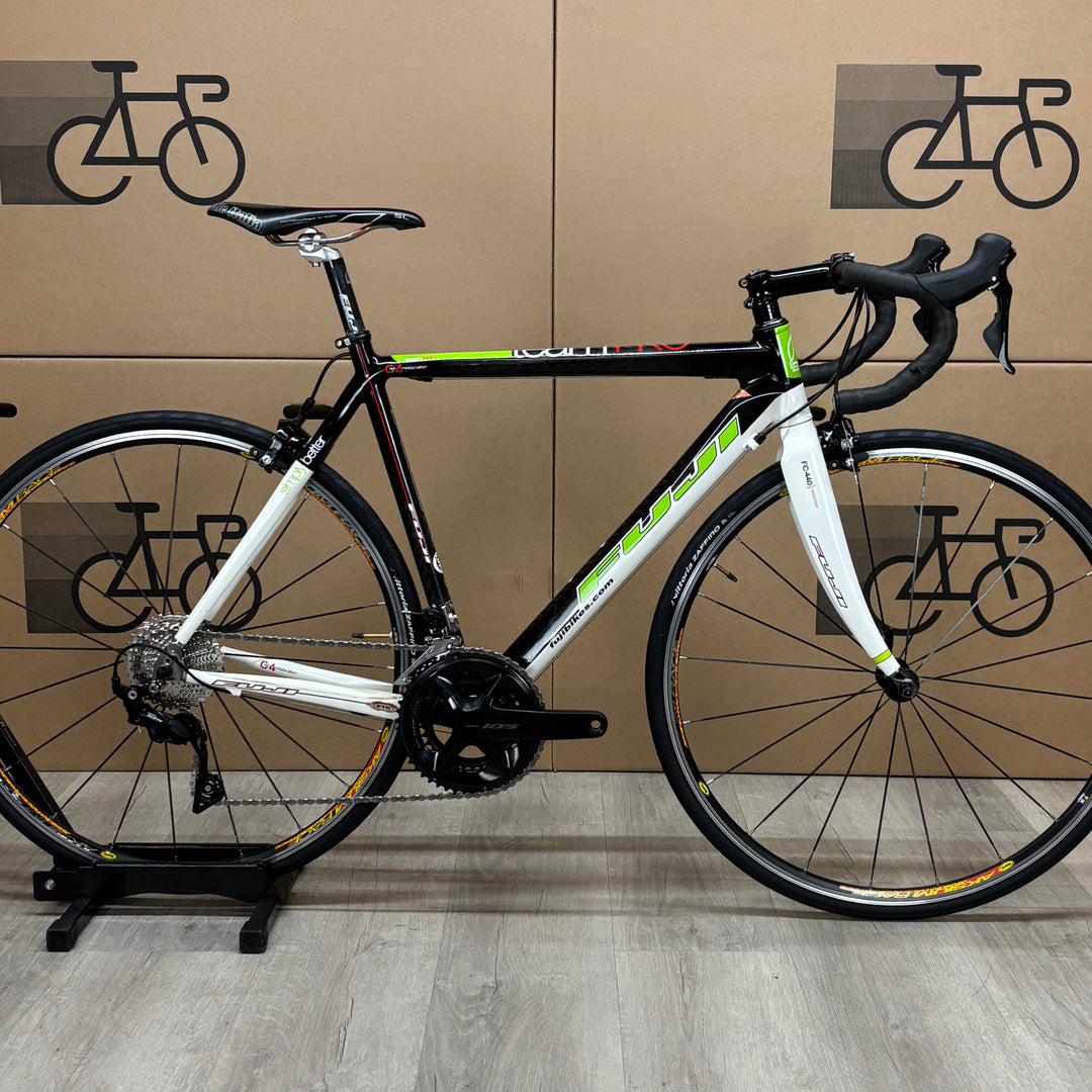 Used Fuji Team Pro, Carbon Fiber Road Bike, Shimano 105 11-Speed, 54cm