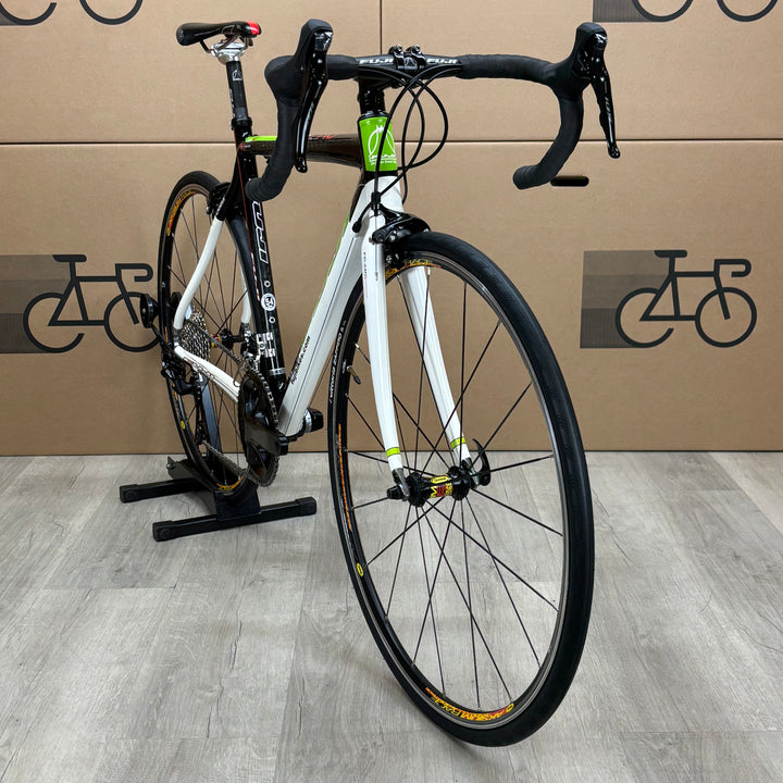 Used Fuji Team Pro, Carbon Fiber Road Bike, Shimano 105 11-Speed, 54cm