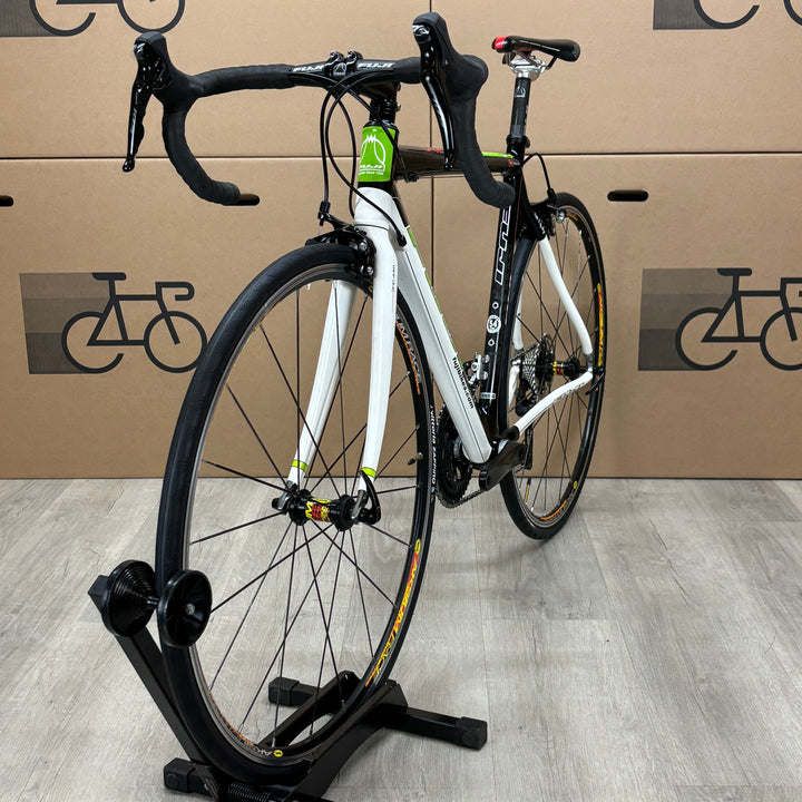 Used Fuji Team Pro, Carbon Fiber Road Bike, Shimano 105 11-Speed, 54cm