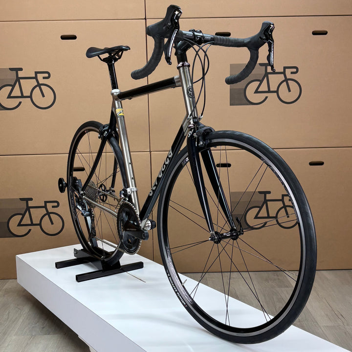 Used Serotta, Titanium / Carbon Fiber Road Bike, Shimano Ultegra, 56cm