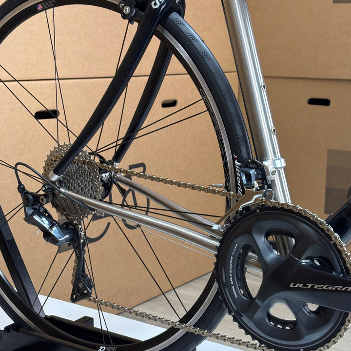 Used Serotta, Titanium / Carbon Fiber Road Bike, Shimano Ultegra, 56cm