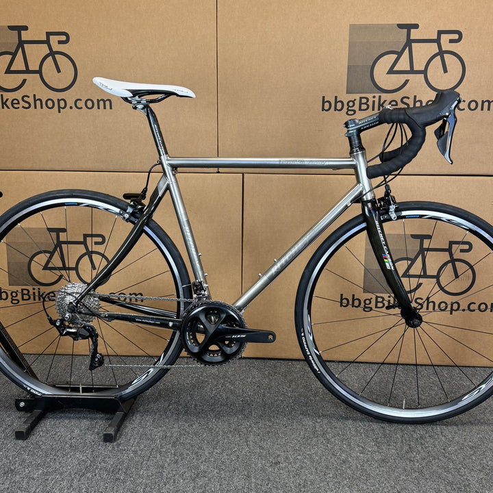 Used Ritchey Break-Away, Titanium / Carbon Road Bike, 11-speed Shimano 105, 56cm
