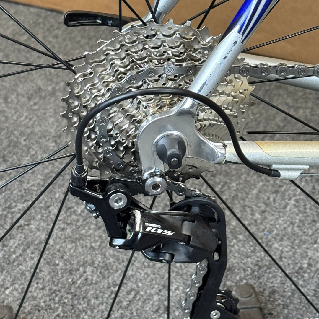 Used Trek 5200 USPS, 11-speed Shimano 105, Carbon Fiber Road Bike-2003, 58cm