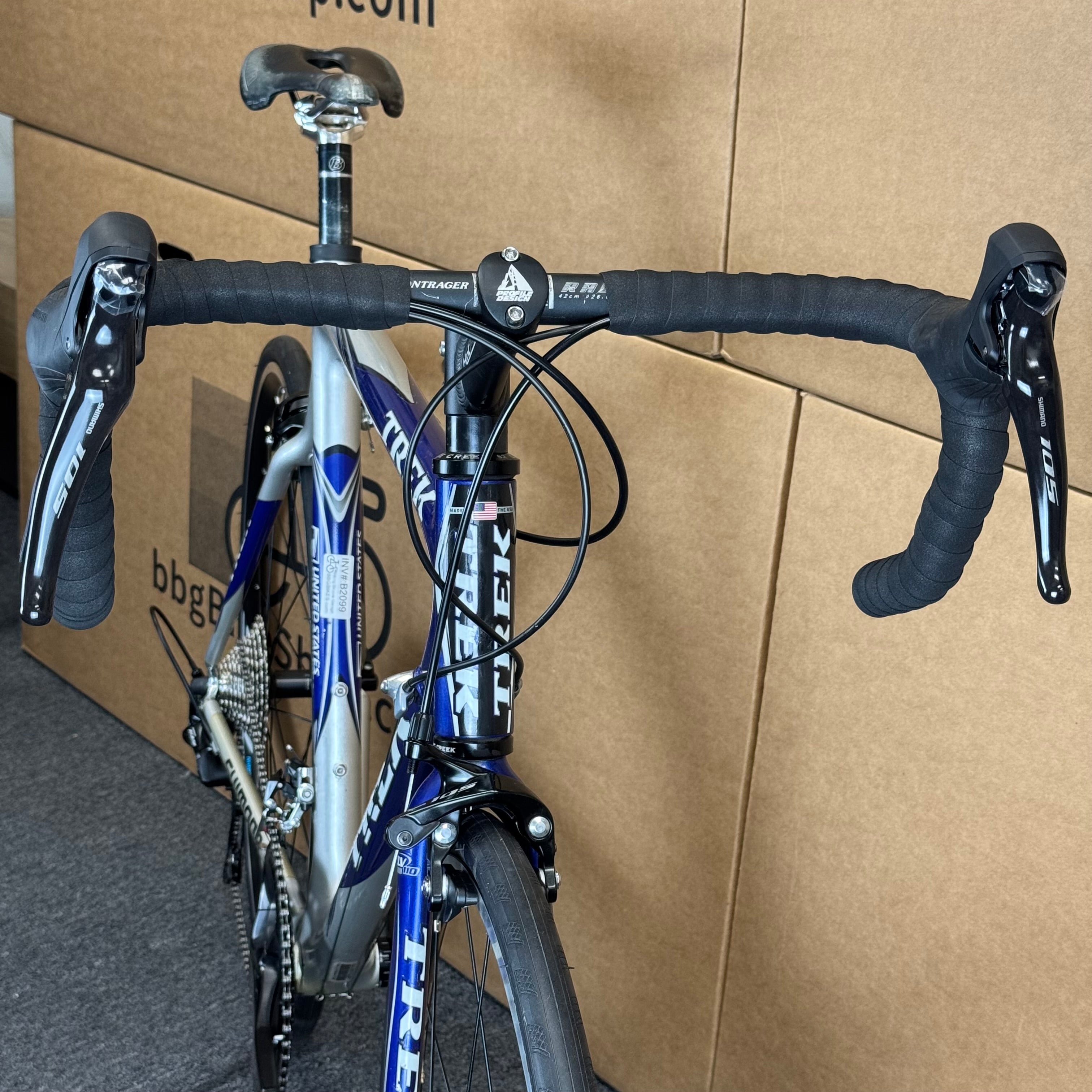 Used Trek 5200 USPS, 11-speed Shimano 105, Carbon Fiber Road Bike