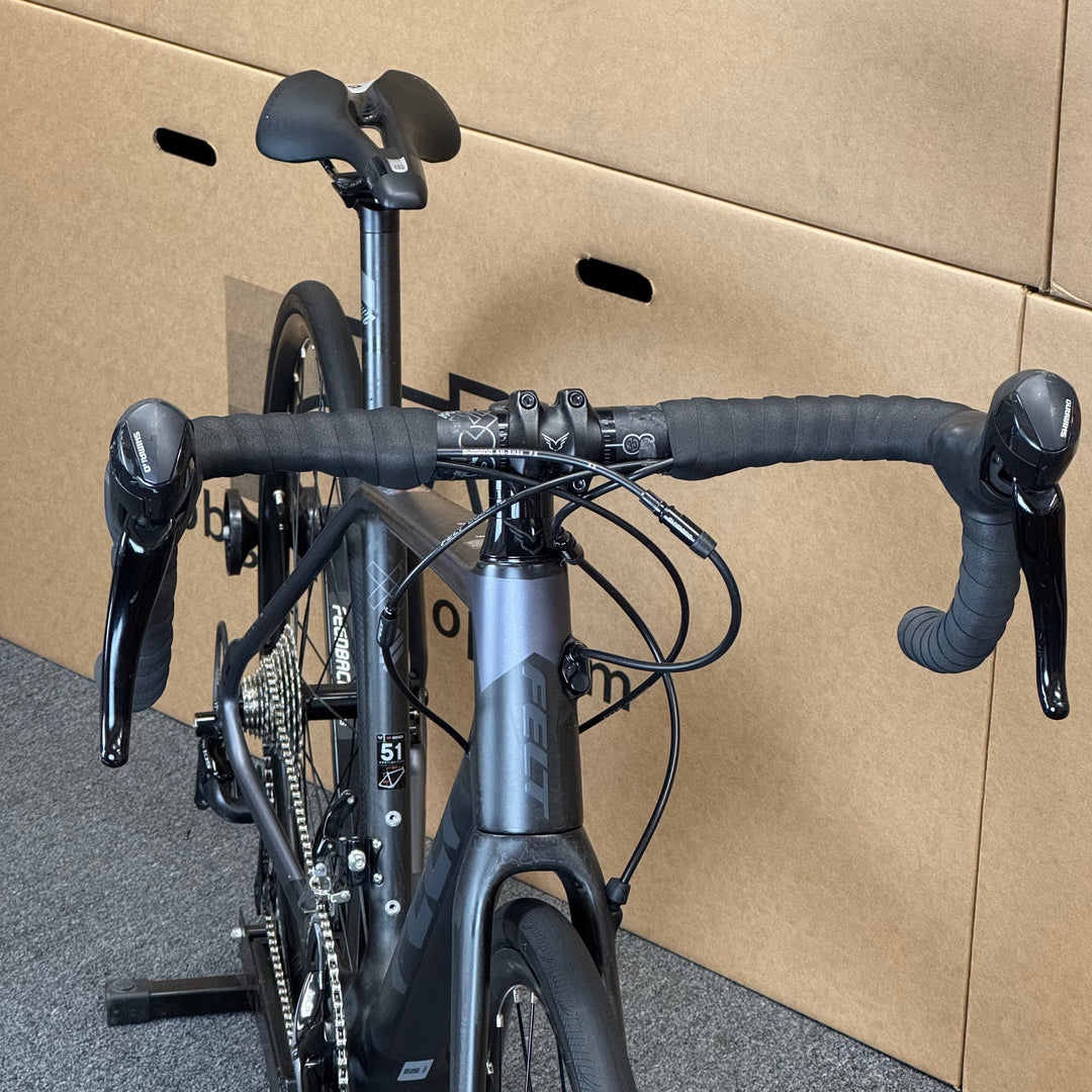 Used Felt VR5, Disc Carbon Fiber Road Bike, 11-speed Shimano 105, 51cm