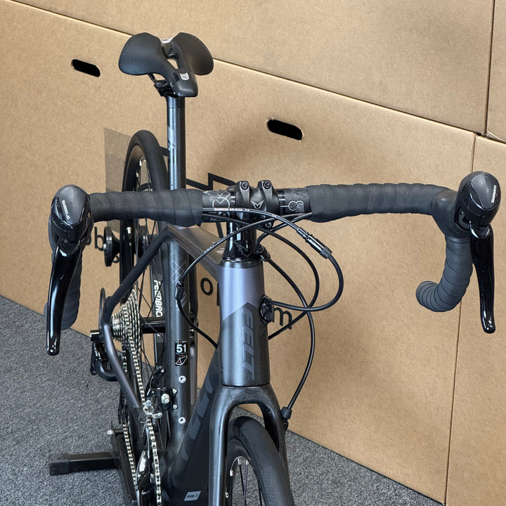 Used Felt VR5, Disc Carbon Fiber Road Bike, 11-speed Shimano 105, 51cm