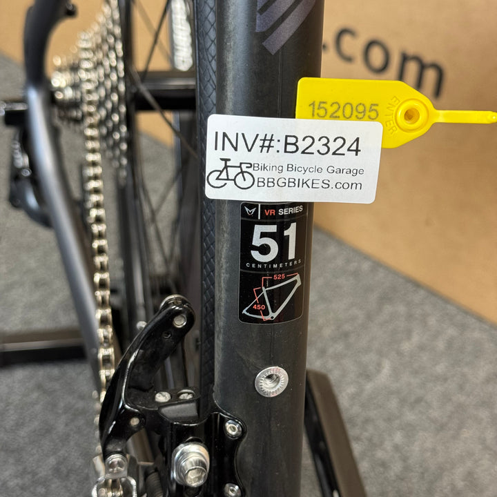 Used Felt VR5, Disc Carbon Fiber Road Bike, 11-speed Shimano 105, 51cm