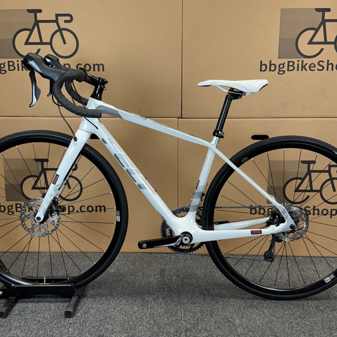 Used Felt VR5W, Disc Carbon Fiber Road Bike, 11-speed Shimano 105, 47cm