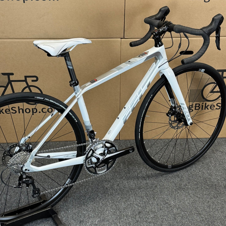 Used Felt VR5W, Disc Carbon Fiber Road Bike, 11-speed Shimano 105, 47cm