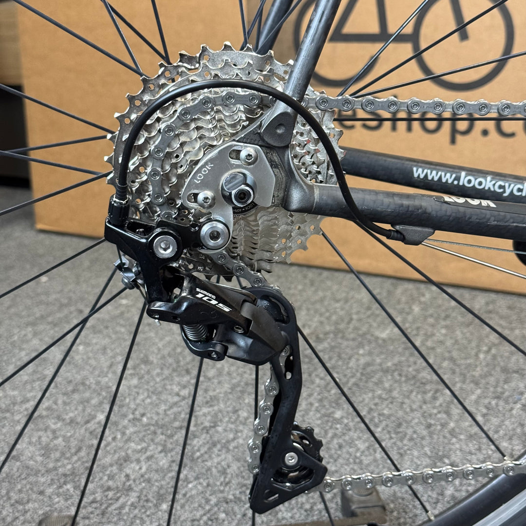 Used Look KG 281, 11-speed Shimano 105, Carbon Fiber Road Bike, 58cm