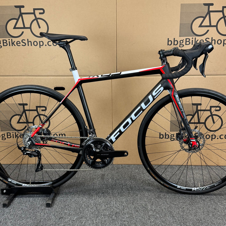Used Focus Cayo Disc, Carbon Fiber Road Bike, Medium
