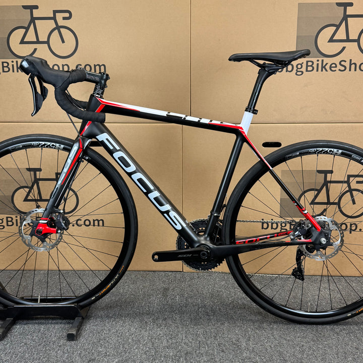 Used Focus Cayo Disc, Carbon Fiber Road Bike, Medium