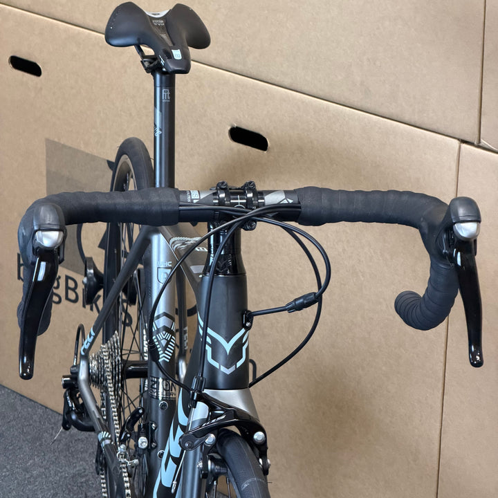 Used Felt FR5W, Women's Carbon Fiber Road Bike, Shimano 105 11-speed, 51cm