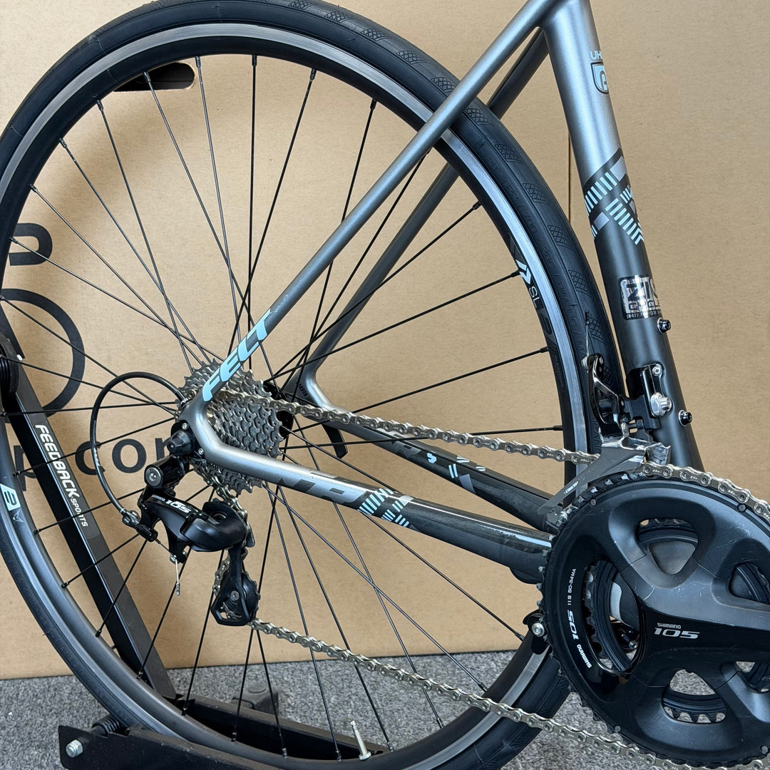 Used Felt FR5W, Women's Carbon Fiber Road Bike, Shimano 105 11-speed, 51cm