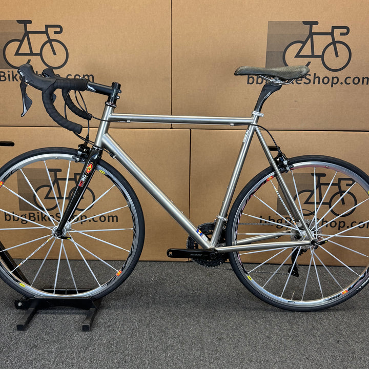 Used Dean, Titanium 3A/2.5V Road Bike, 11-speed Shimano 105, 58cm