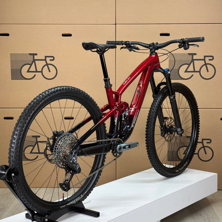 (Demo) Trek Fuel EX 8, SRAM GX AXS, 29er Full Suspension Mountain Bike, Medium