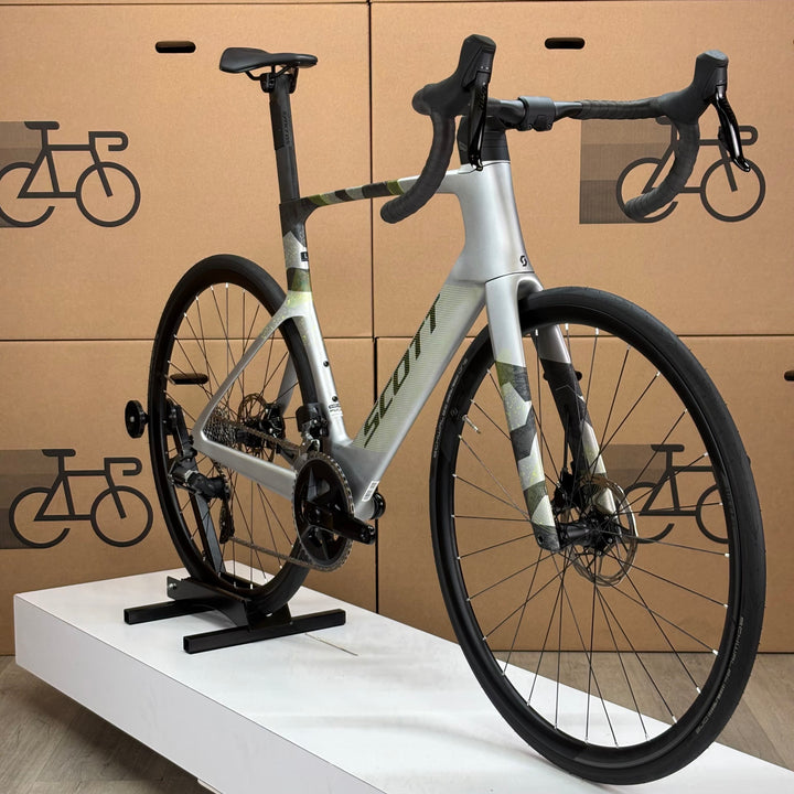 "Demo" Scott Foil RC 30, Sram Rival AXS, Disc Carbon Fiber Road Bike-2026, 56cm