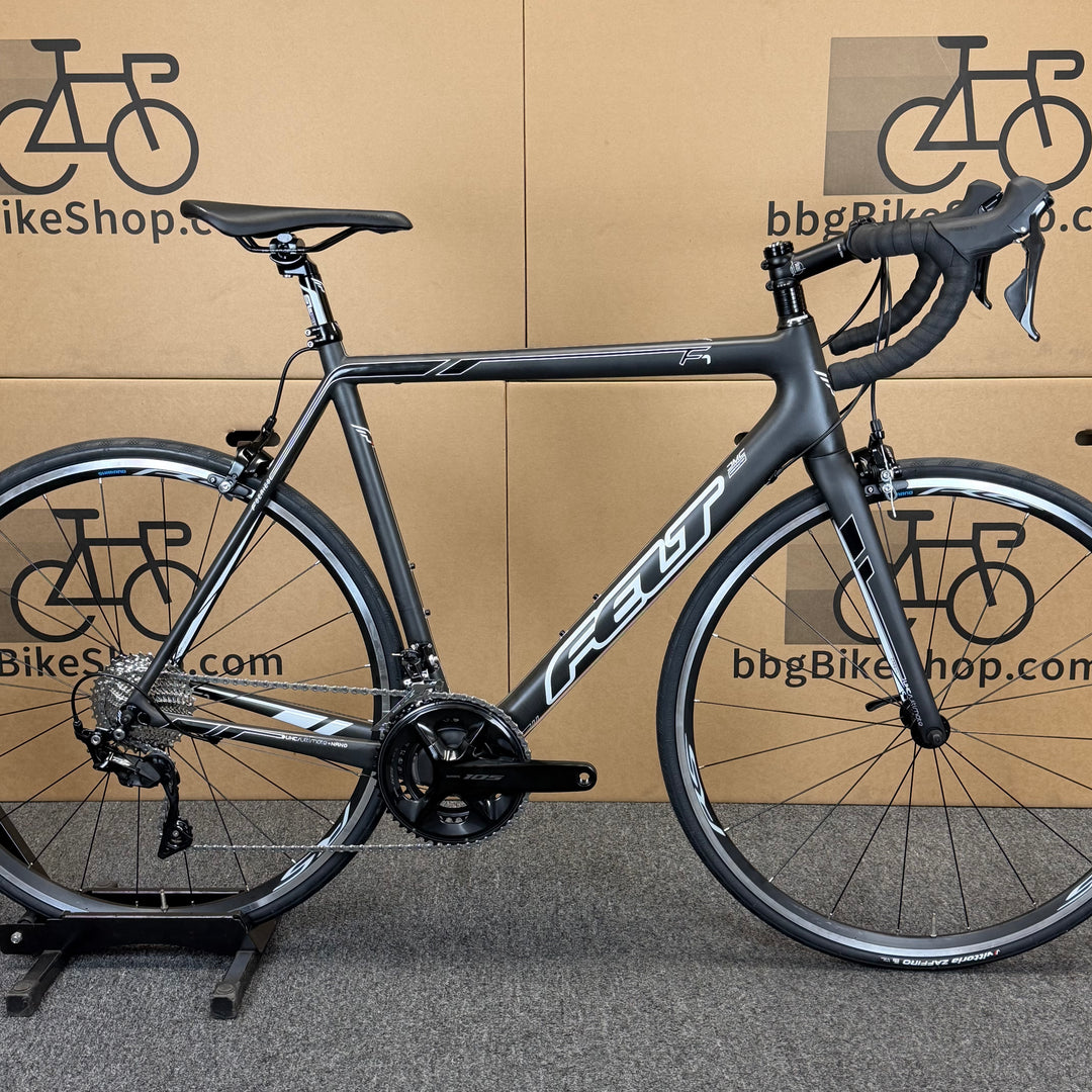 rennrad felt f1 Used Felt F1, 11-speed Shimano 105, Carbon Fiber Road Bike-2015, 58cm