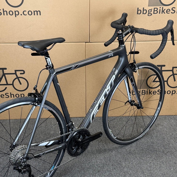 Used Felt F1, 11-speed Shimano 105, Carbon Fiber Road Bike-2015, 58cm