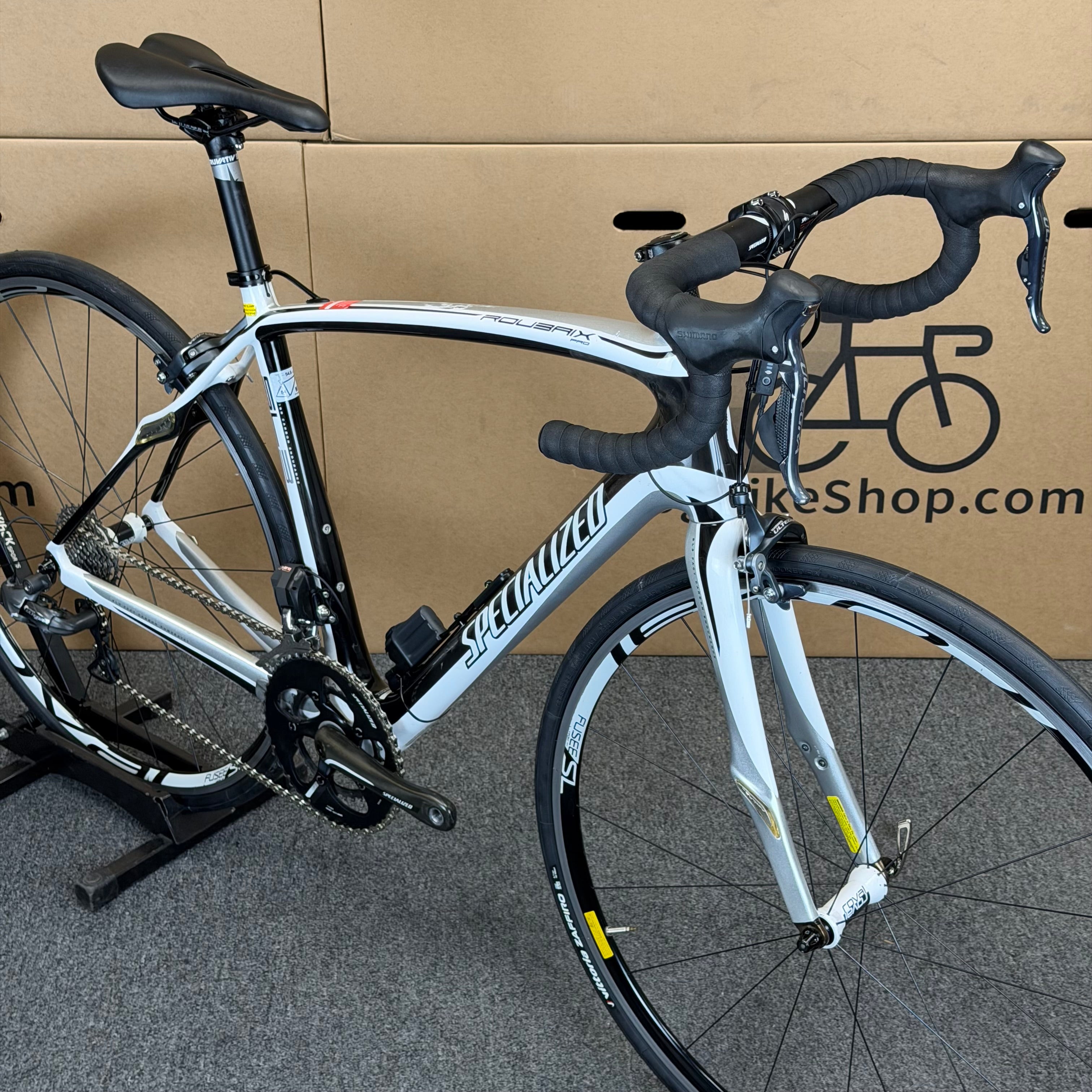 Used Specialized Roubaix, Ultegra Di2, Carbon Fiber Road Bike