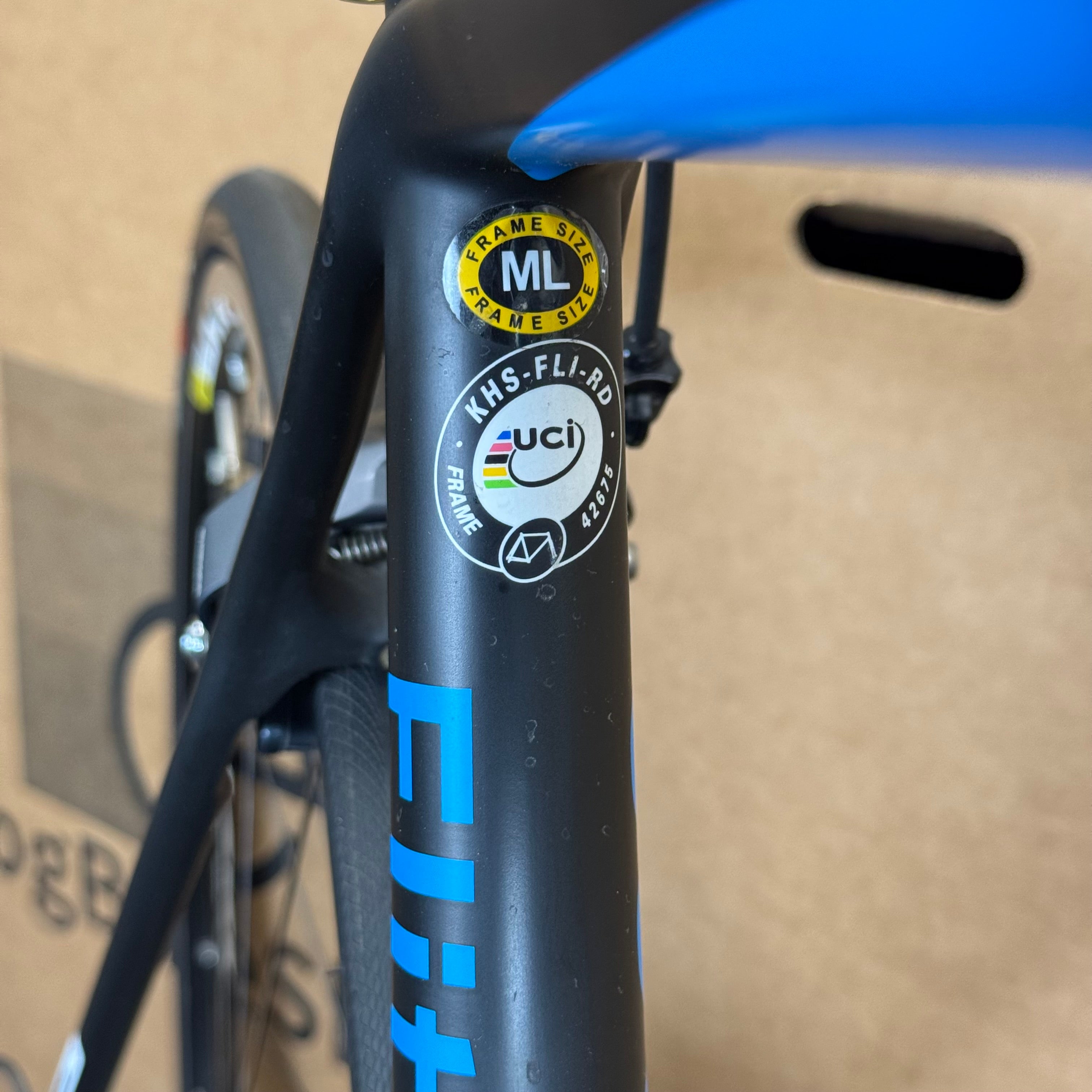 Used KHS Flite 900, 11-speed Ultegra, Carbon Road Bike-2021, ML