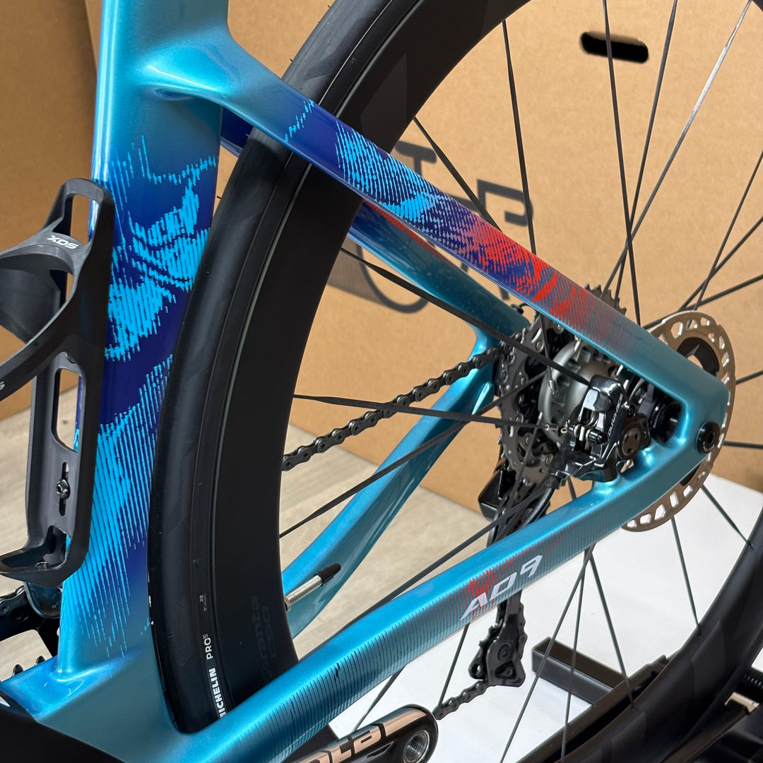 X-LAB AD9, Shimano Dura-Ace Di2