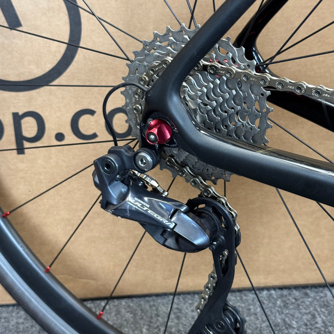Used Trek Domane SL 6, 11-speed Ultegra Di2, Carbon Road Bike-2018, 52cm