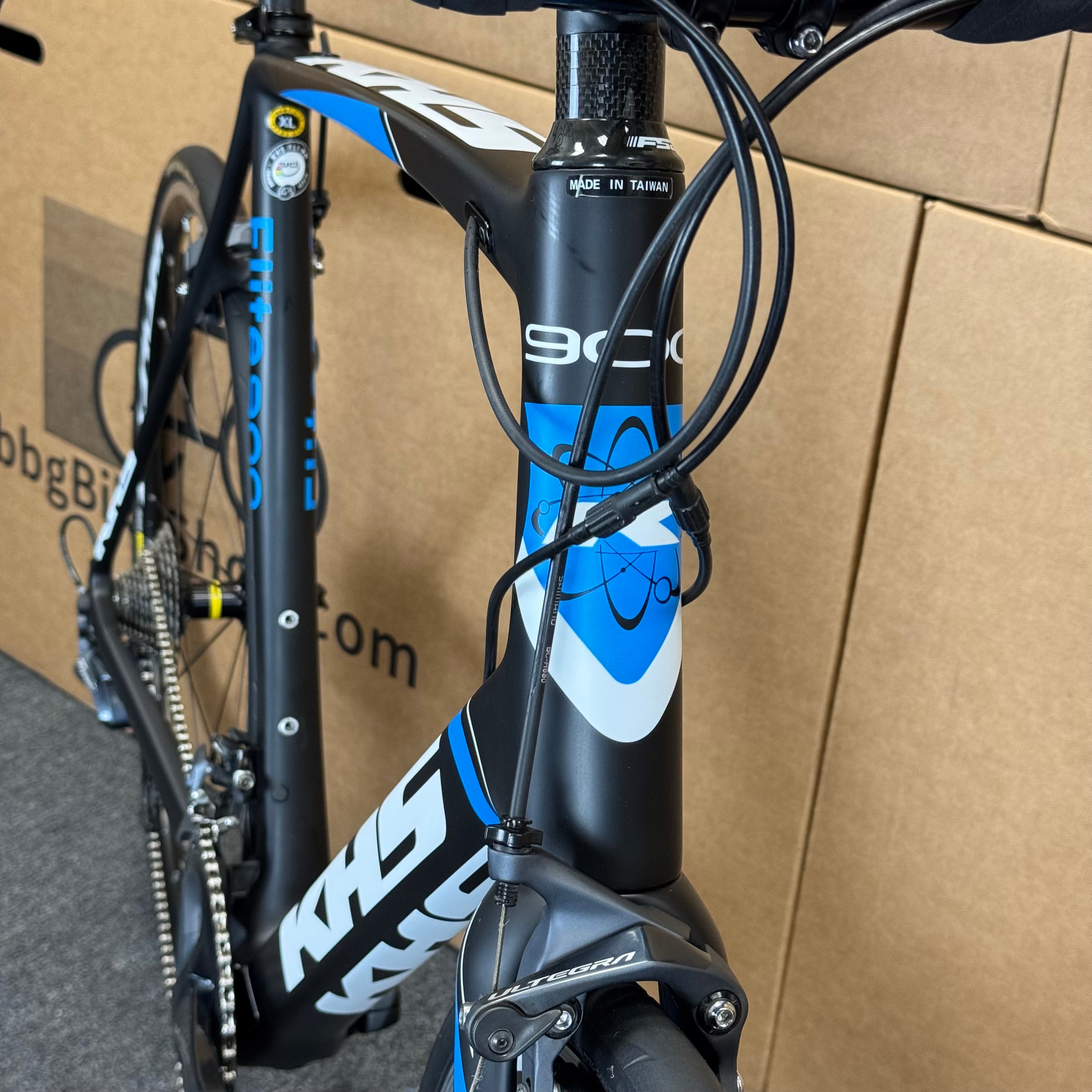 Used KHS Flite 900, 11-speed Ultegra, Carbon Road Bike-2021