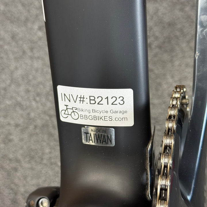 Used KHS Flite 900, 11-speed Ultegra, Carbon Road Bike-2021, ML 56cm