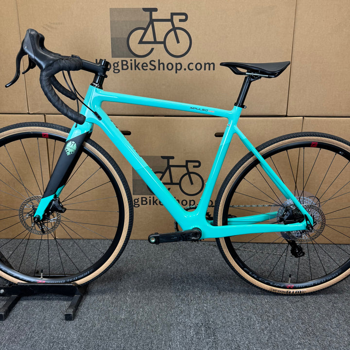 Demo Bianchi Impulso Pro, 13 Speed Campagnolo Ekar, Carbon Gravel Bike-2023, 52cm