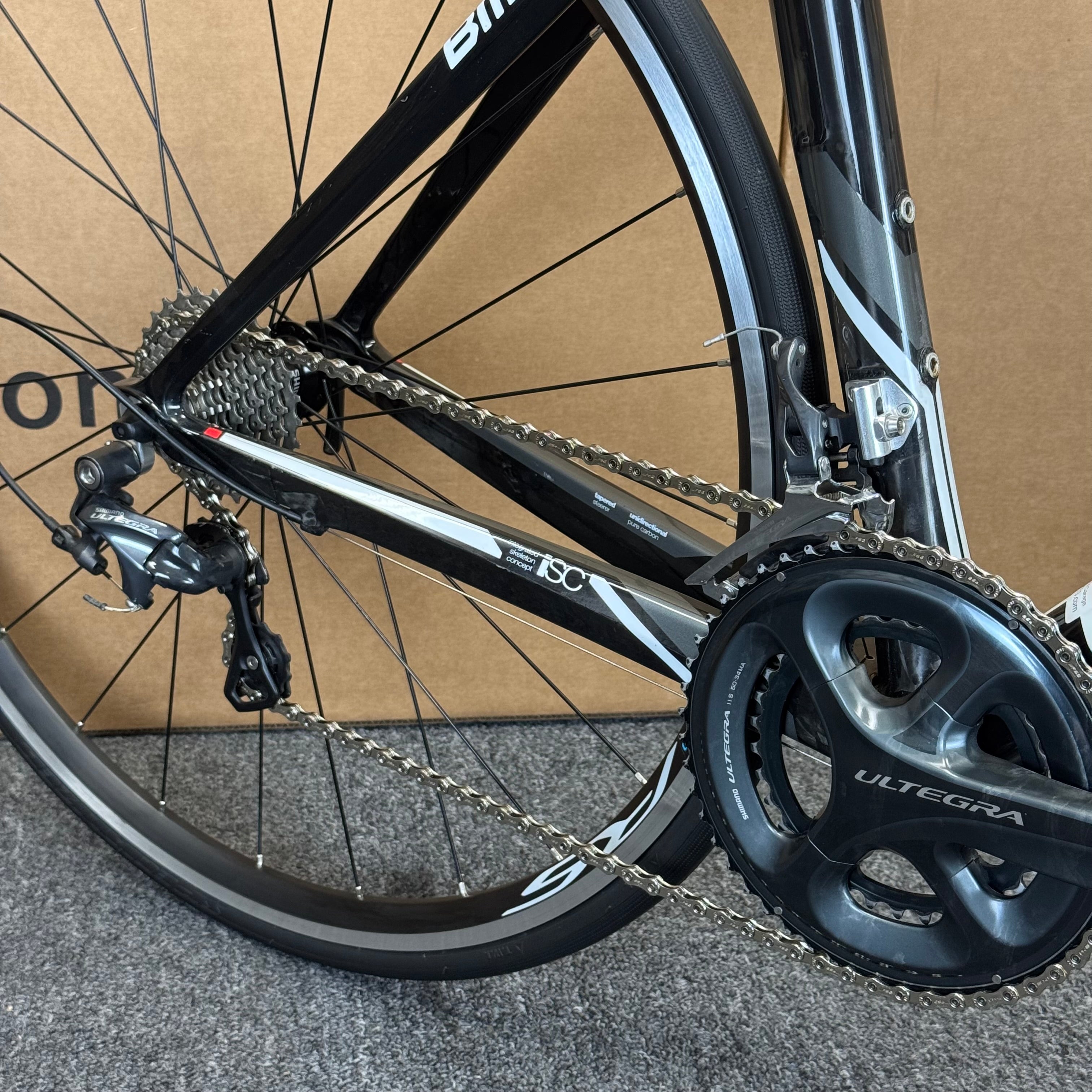 Used BMC RoadRacer SL01, 11-speed Ultegra, Carbon Road Bike-2013