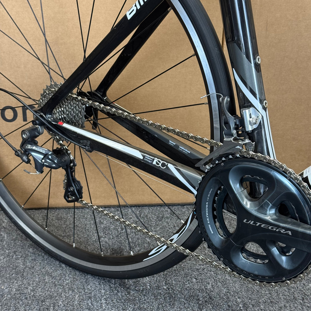 Used BMC RoadRacer SL01, 11-speed Ultegra, Carbon Road Bike-2013, 57cm